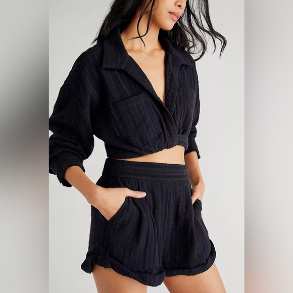NWT Free People Stay Cool Set: Size XS Black, Sold out on their website - Picture 2 of 10